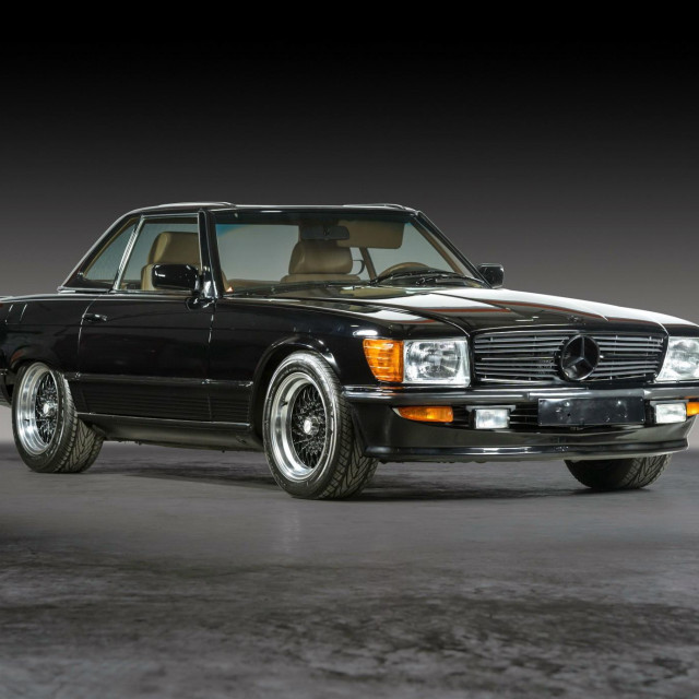1982. Mercedes-Benz 500 SL AMG