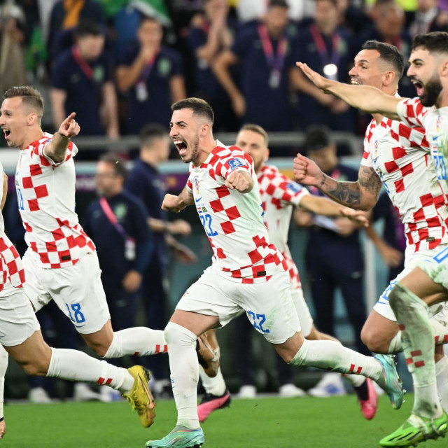 Slavlje igrača, Hrvatska ušla u polufinale Svjetskog prvenstva