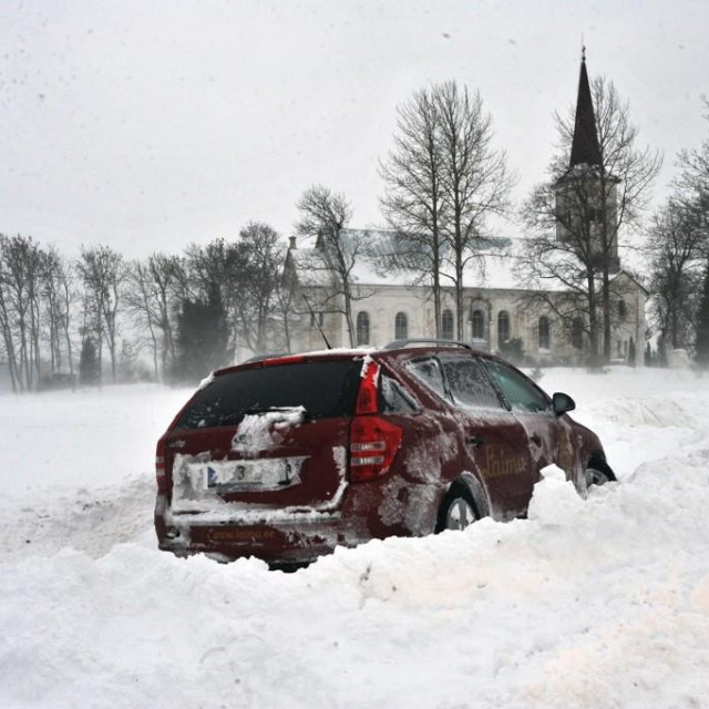 Arhivska fotografija snijega u Estoniji