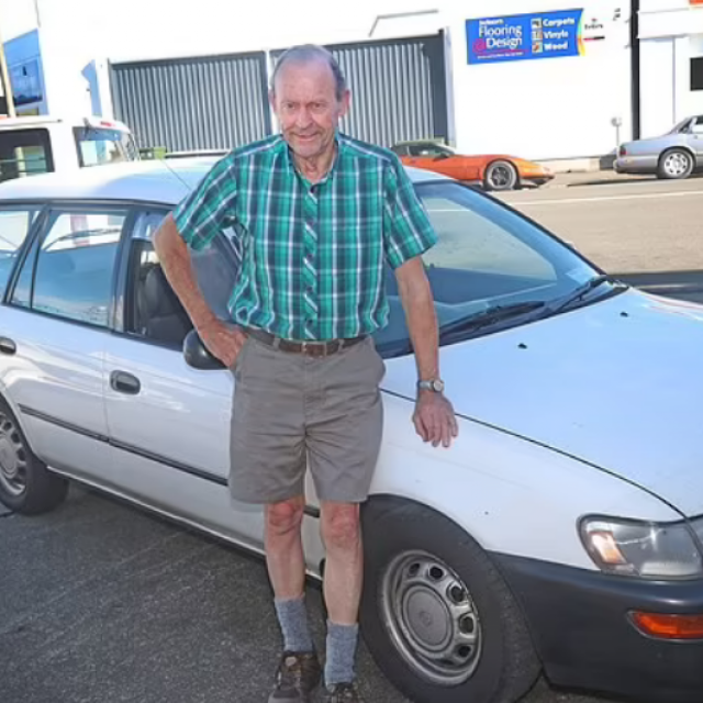 Graeme Hebley i njegova Toyota Corolla