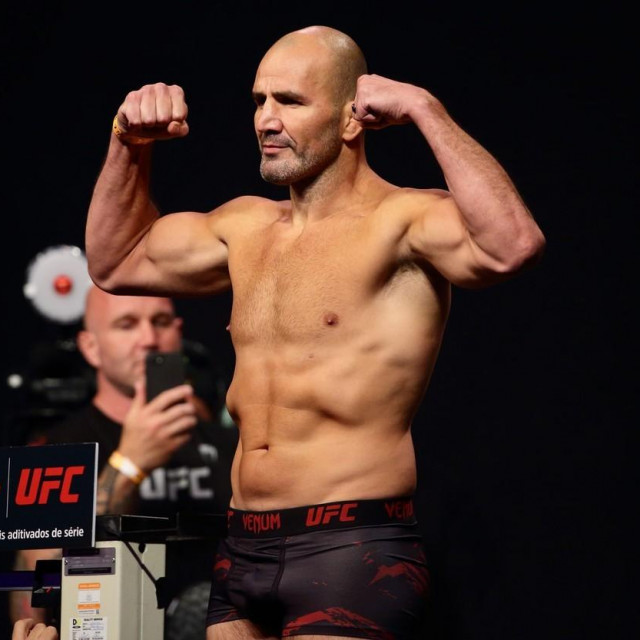 Glover Teixeira