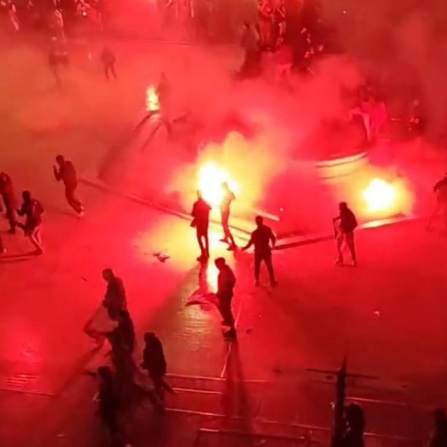 Navijači su napravili velike nerede u Francuskoj