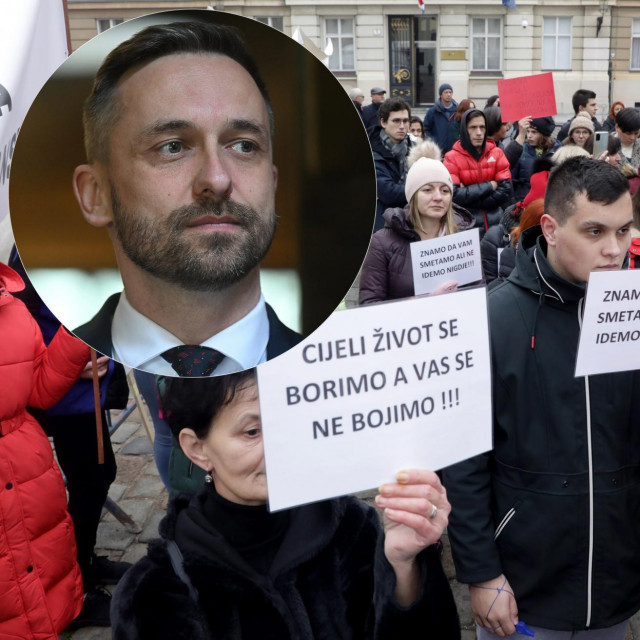 Prosvjed osoba s invaliditetom i Marin Piletić (u krugu)