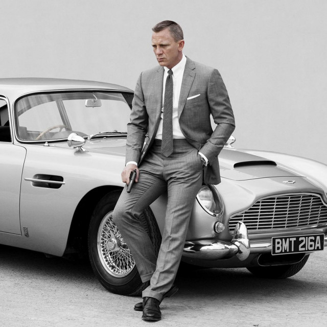 Daniel Craig