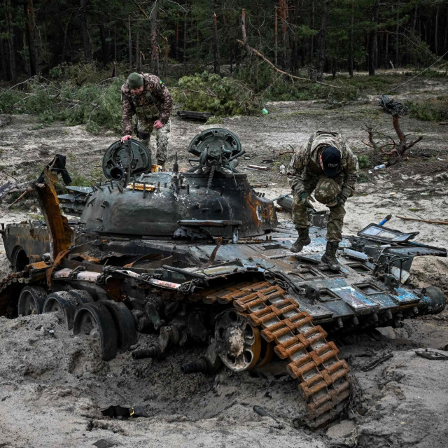 Stručnjaci sa Zapada koji dobro poznaju prilike u 200. brigadi kažu da ima sistemske probleme iako je bije reputacija elitne jedinice