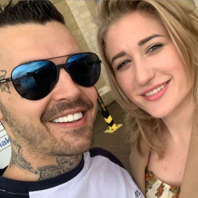 Tony Garnett i Sofiia Karkadim