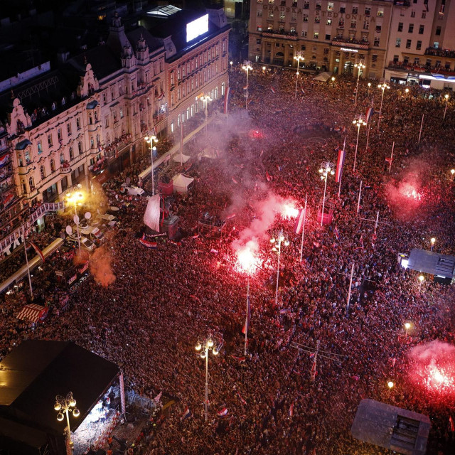 Na Trgu bana Jelačića opet je organiziran svečani doček kao i prije četiri godine