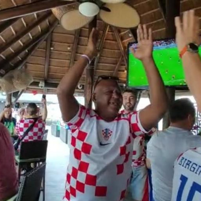 Popularni Antimon je napravio šou među navijačima