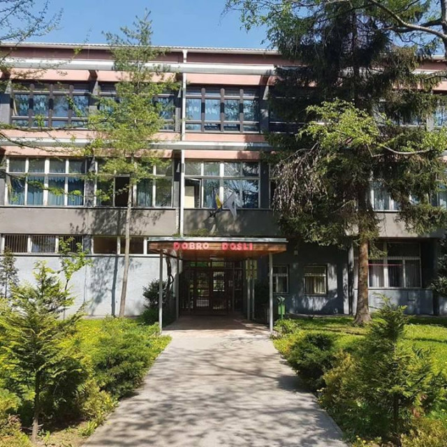 Osnovna škola Grbavica 1