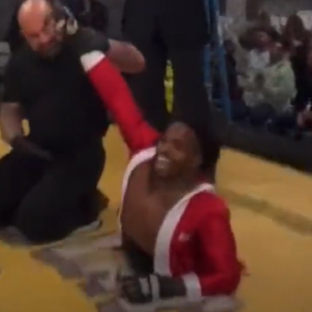 Zion Clark u svom MMA debiju