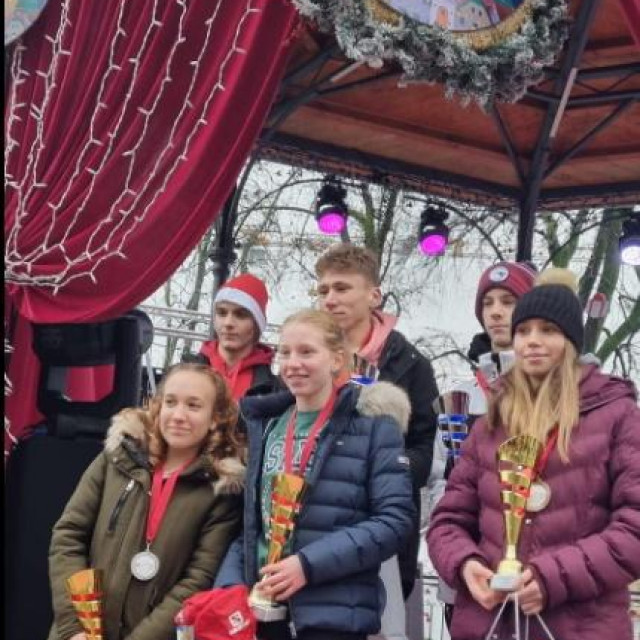 Najbolji na Adventskoj utrci u Karlovcu