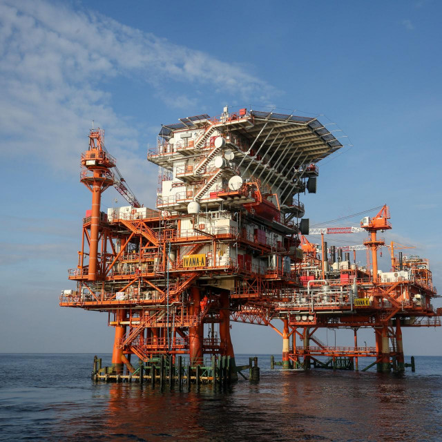 Plinska platforma, ilustracija