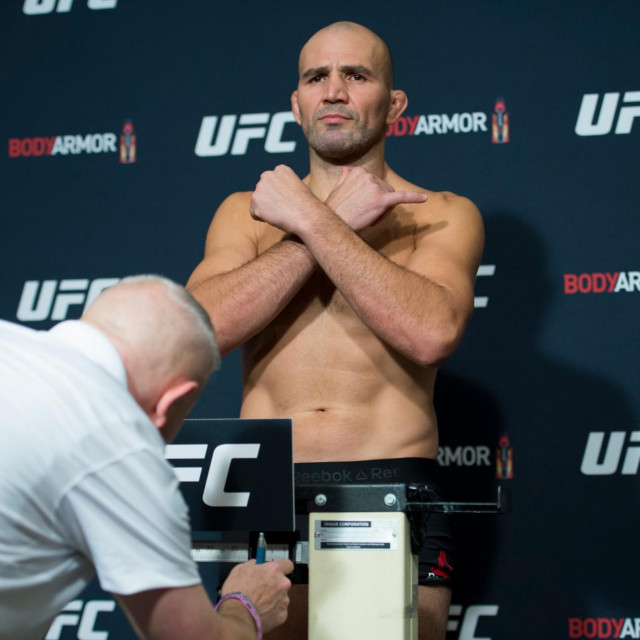 Glover Teixeira