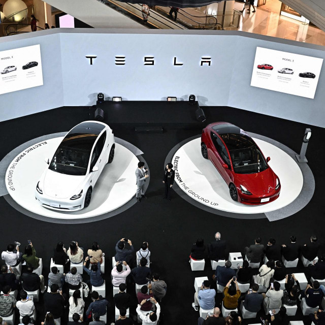 The Tesla Model Y i Tesla Model 3