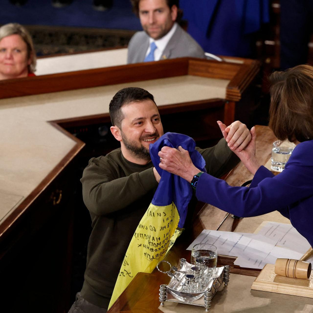 Vojna i gospodarska pomoć nastavlja se na američku pomoć u vrijednosti od 50 milijardi dolara za Ukrajinu ove godine kao i na sankcije koje je zapad nametnuo Rusiji