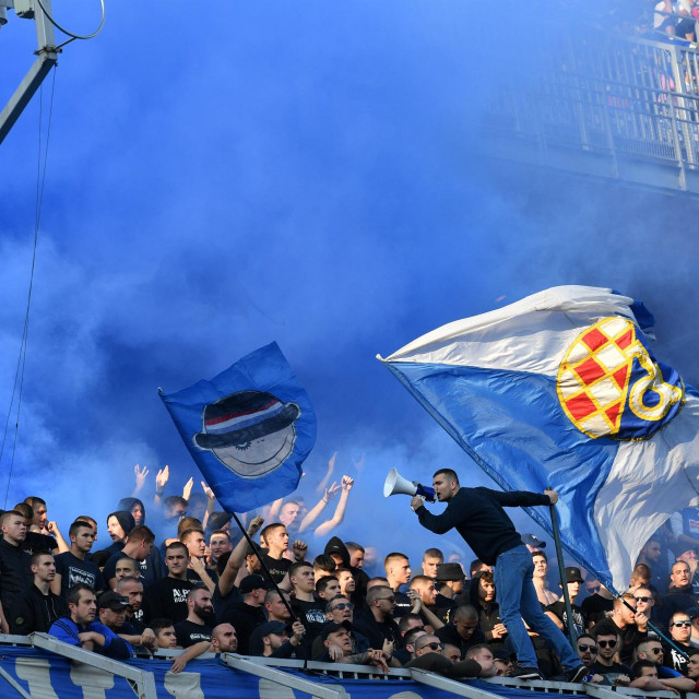 Navijači Dinama jasno su dali do znanja što misle o stanju u klubu