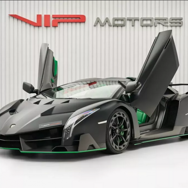 2015. Lamborghini Veneno Roadster