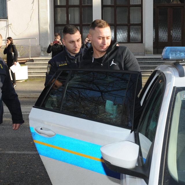 Do uhićenja 24-godišnjeg vojnika je došlo u popodnevnim satima na Badnjak nakon što se oko 15 sati na ulici potuklo više osoba