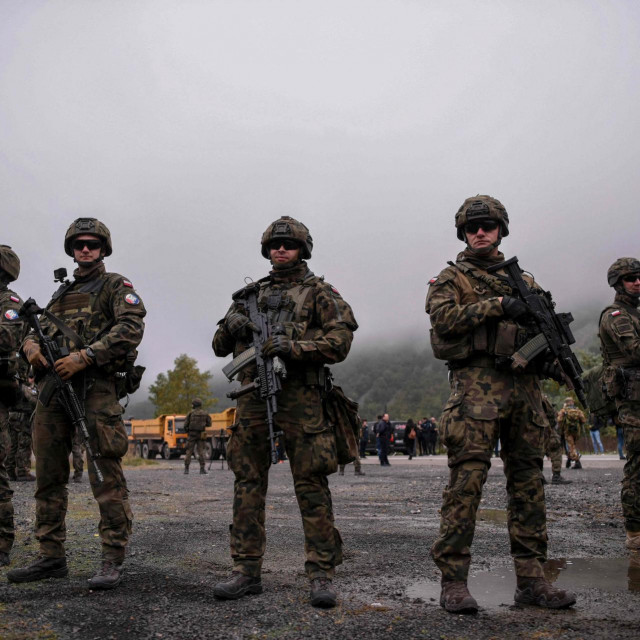 Snage NATO-a za mnoge su jamstvo da ipak neće doći do oružanih sukoba