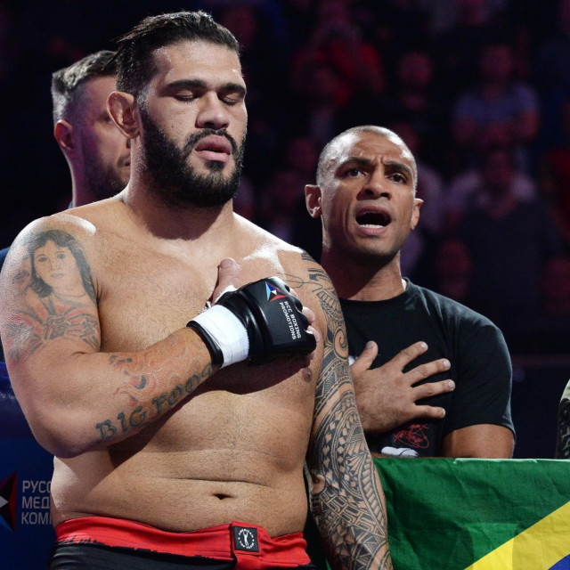  Antonio ”Bigfoot” Silva 