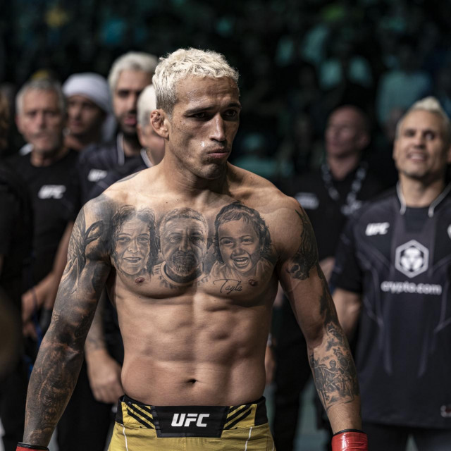 Charles Oliveira