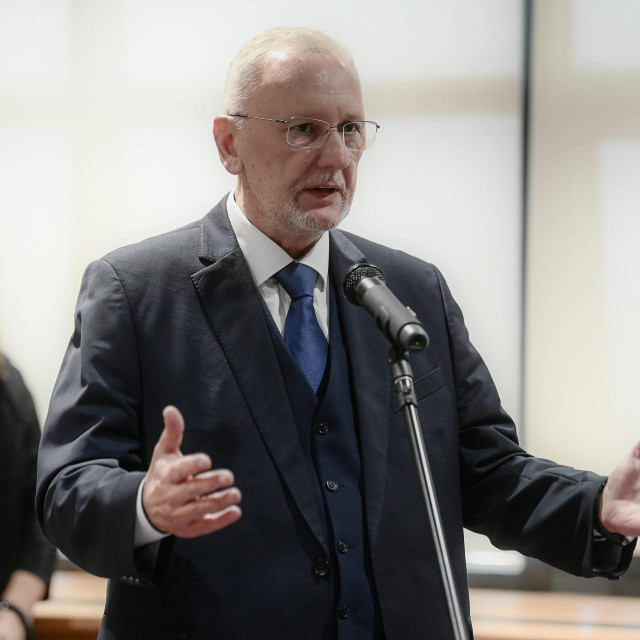Davor Božinović