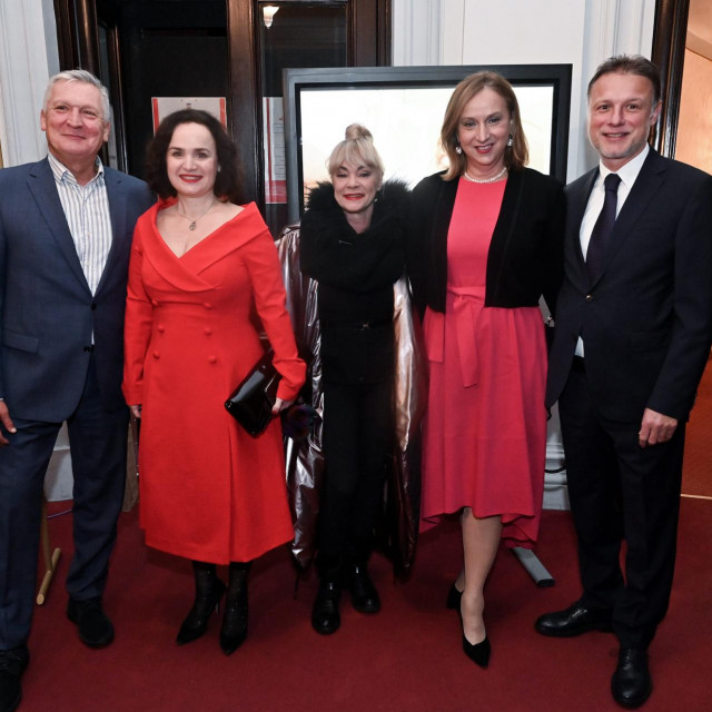 Zrinko Sočo, Iva Hraste Sočo, Anja Šovagovć Despot, Sonja i Gordan Jandroković