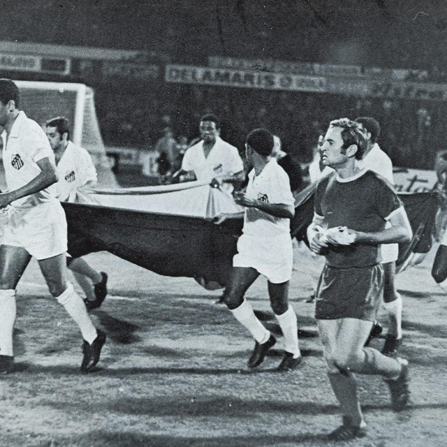 Presnimke iz knjige Dinamo 1945 - 1975.