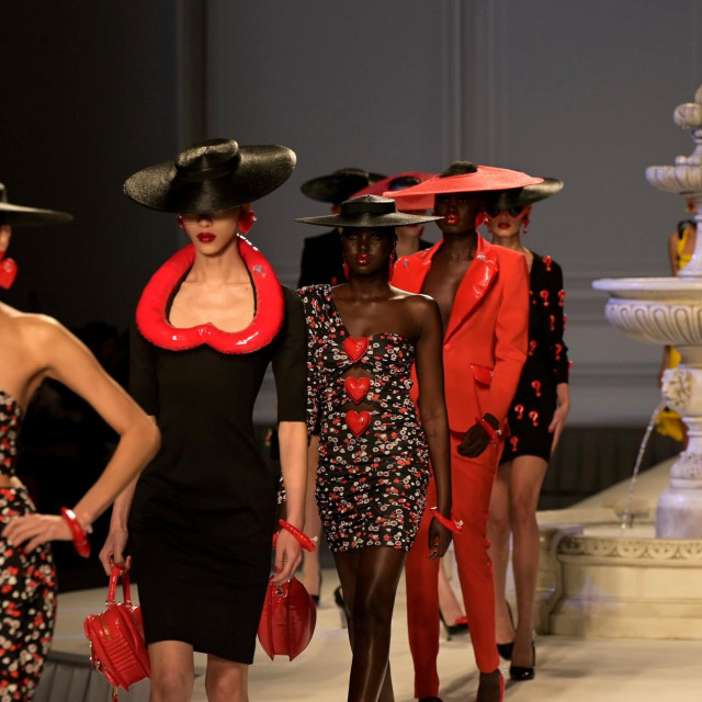 Moschino, kolekcija proljeće/ljeto 2023