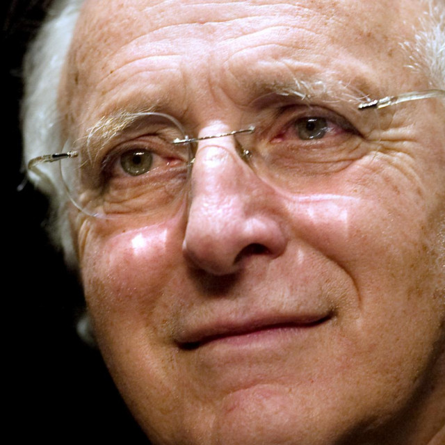  Ruggero Deodato
