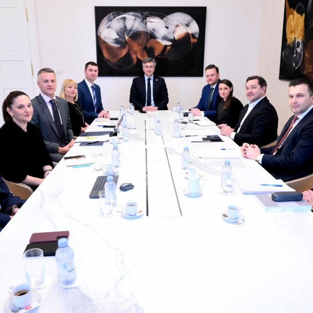 Andrej Plenković s nadležnim ministrima i inspekcijskim vlastima