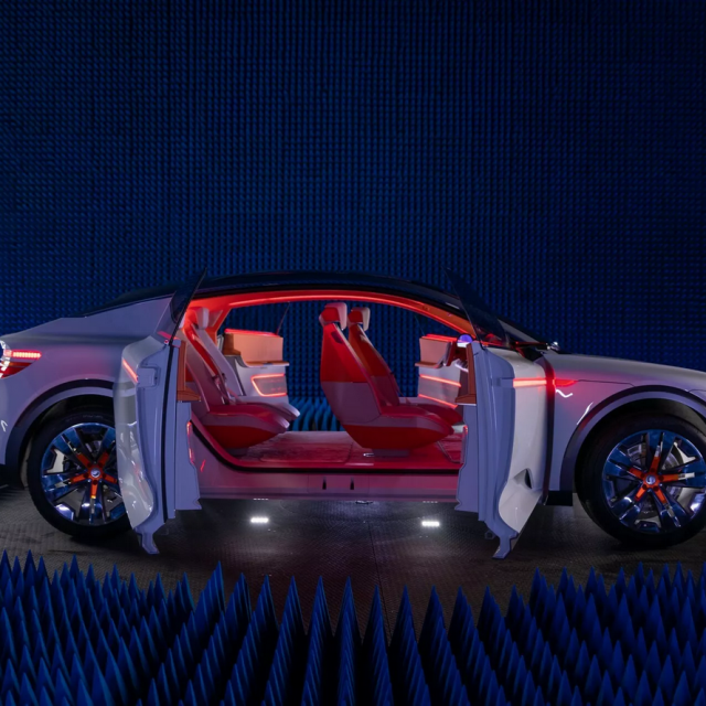 Qualcomm Snapdragon Digital Chassis Concept