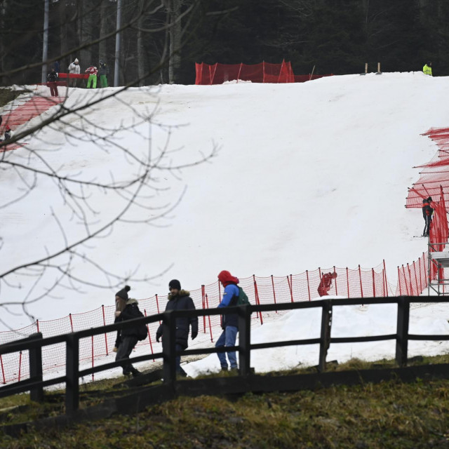 Na Sljemenu je ovih dana bilo teško pripremiti stazu