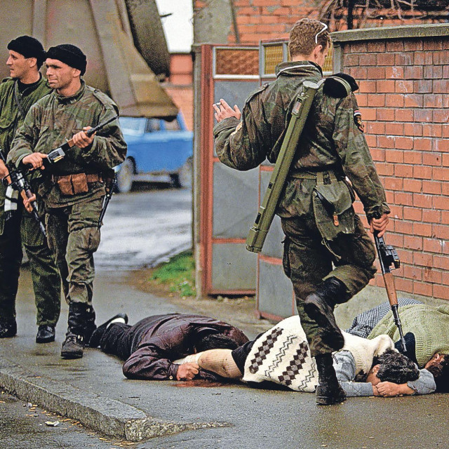 Fotografija Rona Haviva snimljena u Bijeljini 1992. godine