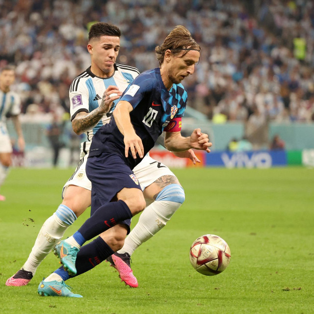 Luka Modrić i Enzo Fernandez