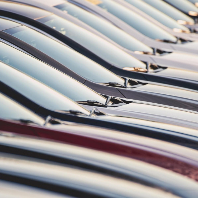 Novi automobili, ilustracija