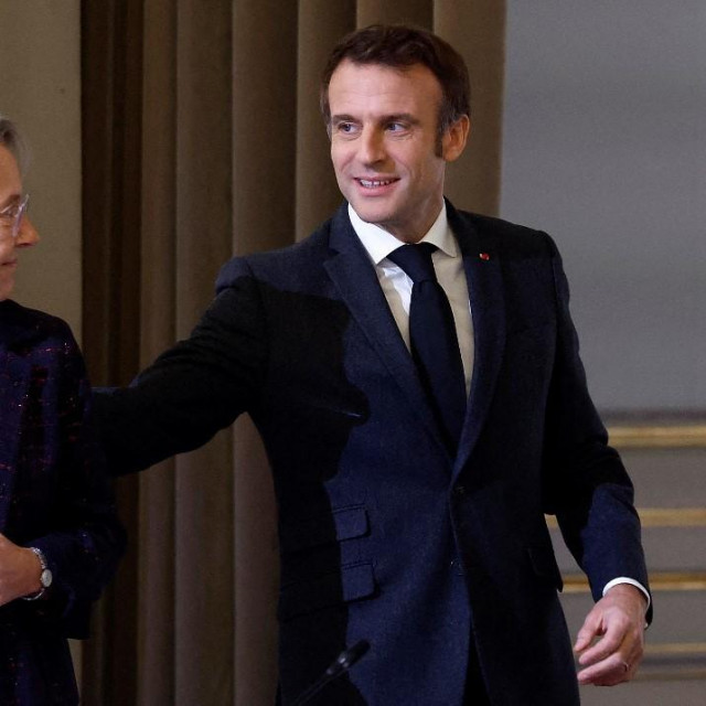 Elisabeth Borne i Emmanuel Macron