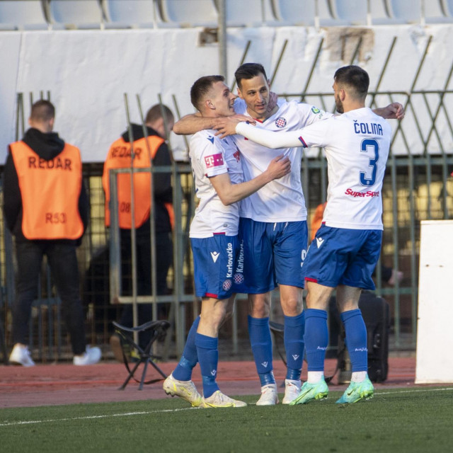 Emir Sahiti, Nikola Kalinić i David Čolina