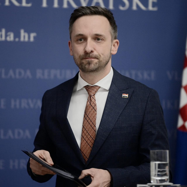 Marin Piletić, ministar rada, mirovinskog sustava, obitelji i socijalne politike