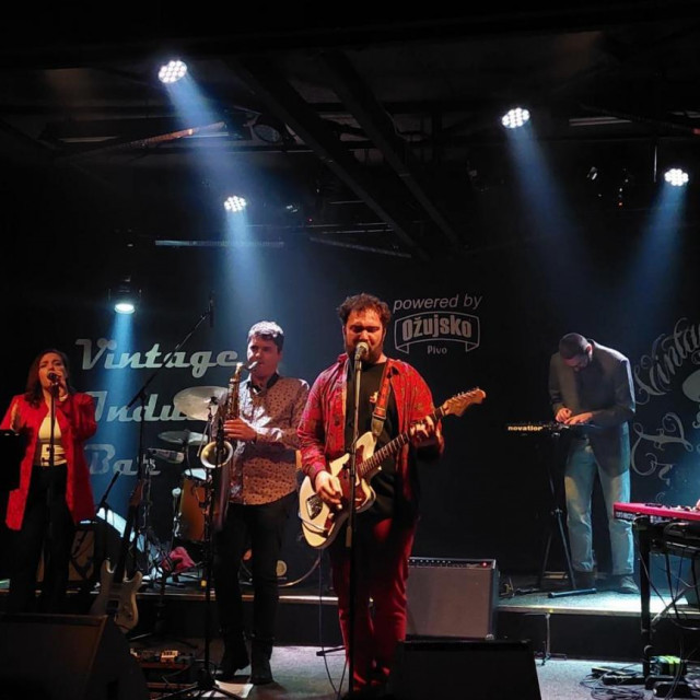 Ivan Grobenski uživo u Vintage Industrial Baru