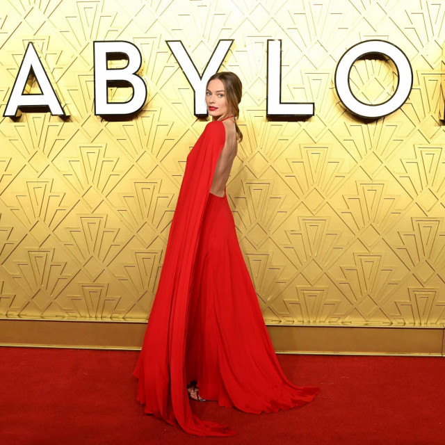 Margot Robbie u kreaciji Valentina