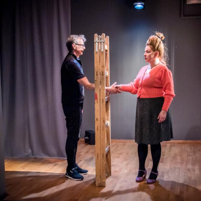 ‘I je i nije‘ Ksenije Zec