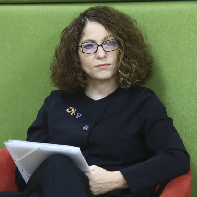 Izvješće za 2021. o stanju ljudskih prava predala sam Saboru još lani u travnju, ali je, nažalost, propuštena prilika da se o njemu raspravlja u 2022. godini. Nemam nikakve informacije kad bi se ono moglo naći na dnevnom redu