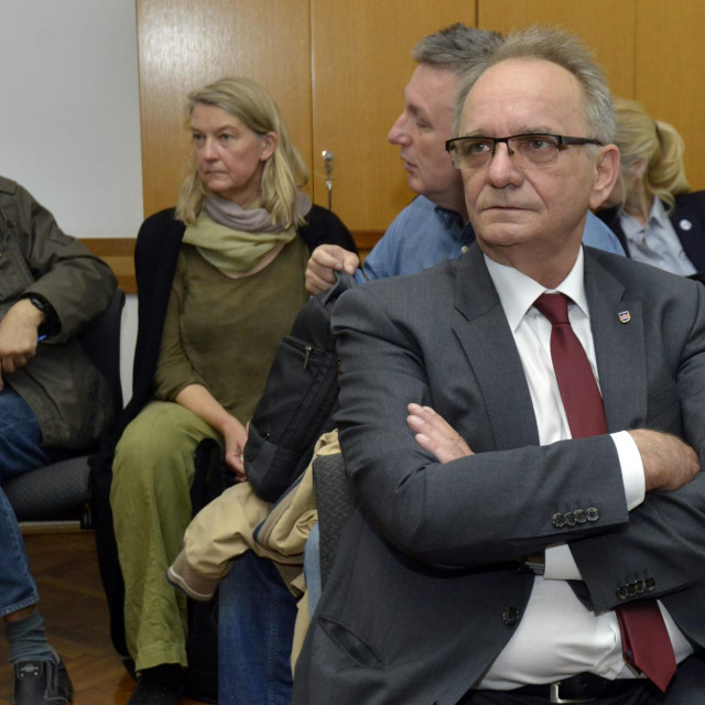 Suđenje Branimiru Glavašu na Županjiskom sudu u Zagrebu
 