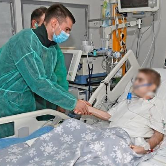 Dominik Livaković i Franjo Kalfić