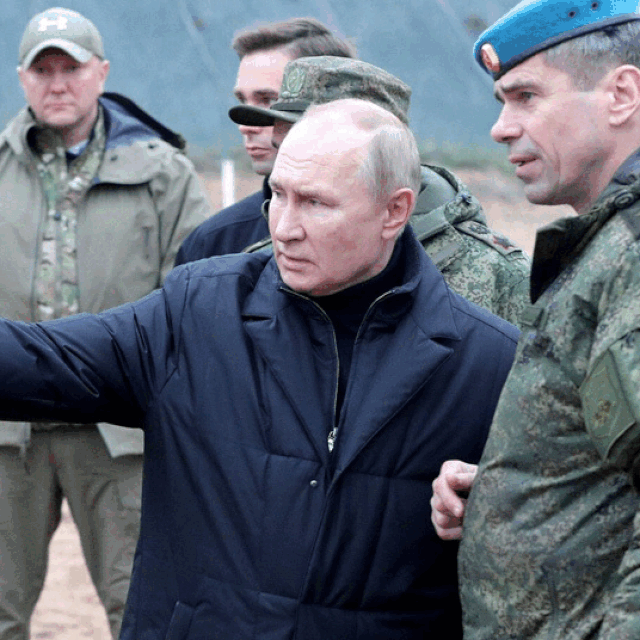 Vladimir Putin s ruskim generalima i časnicima; borbeni avioni F-16 Zračnih snaga Poljske; ukrajinski vojnik; američki tenk Abrams M1A2