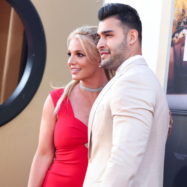 Britney Spears sa Samom Asgharijem