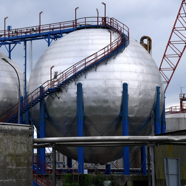 Pogoni Petrokemije