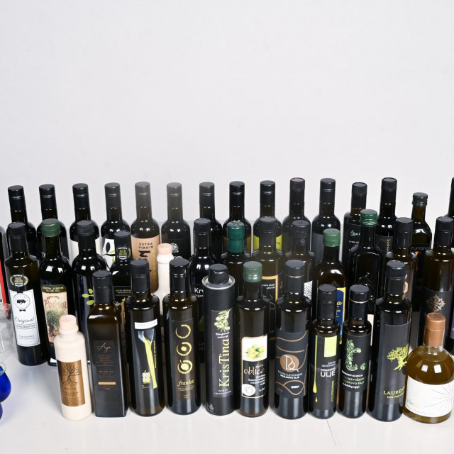 Zagreb, 051222.
Kusanje maslinovih ulja za Dobru hranu.