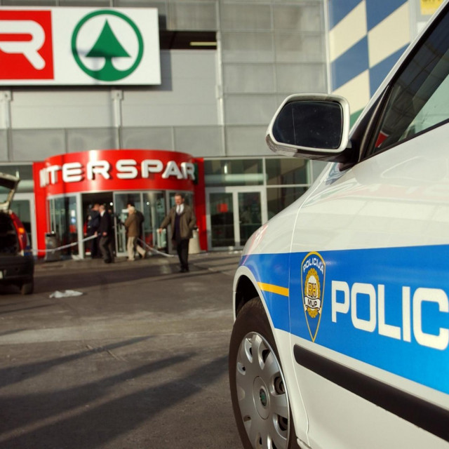 Interspar policija, ilustracija
